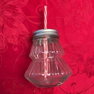 Set of 2 Brand NewChristmas tree Drinking glasses with straws